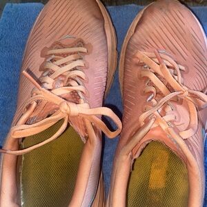 Peach Athletic Running Shoes